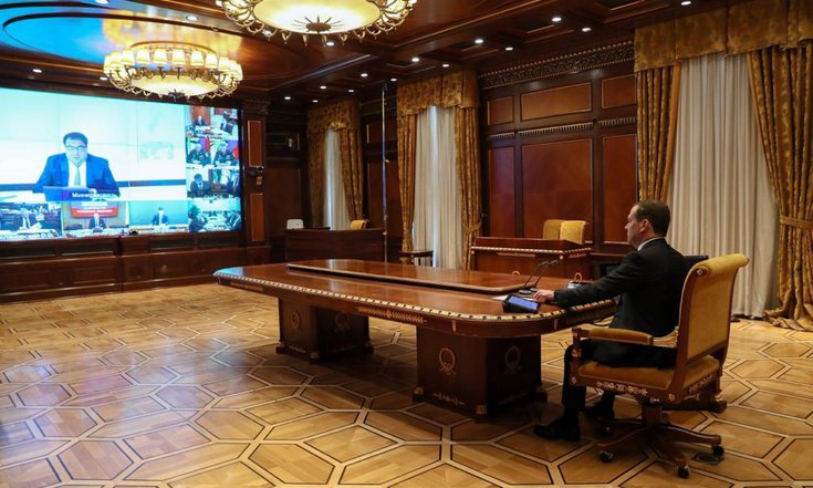 Дмитрий Медведев провел совещание про проблематике внедрения 5G в РФ