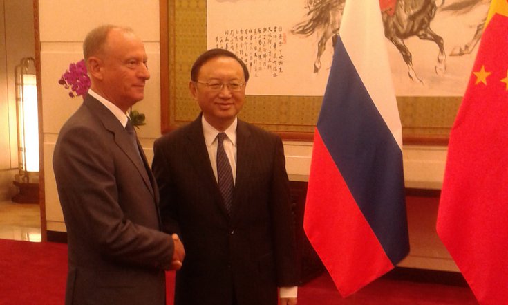 Секретарь Совета Безопасности Российской Федерации Николай Патрушев и Член Госсовета Китайской Народной Республики Ян Цзечи