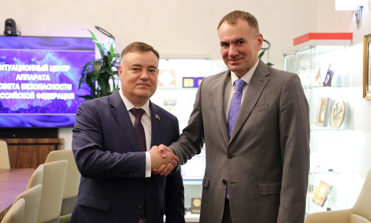 Заместитель Секретаря Совета Безопасности Российской Федерации Алексей Шевцов встретился с Постоянным и Полномочным представителем Республики Беларусь при ОДКБ Владимиром Беспалым