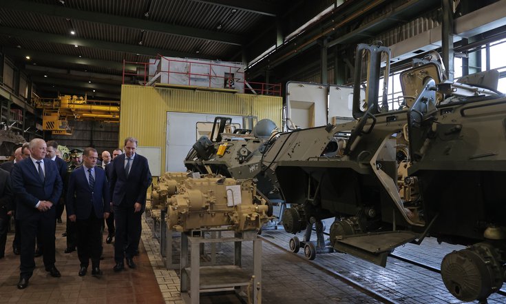 Медведев17042025