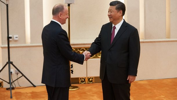 Председатель КНР Си Цзиньпин на встрече с секретарями Советов безопасности стран-членов ШОС