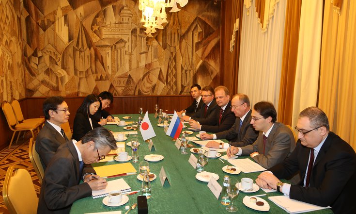 Секретарь Совета Безопасности РФ встретился в Москве с Генеральным секретарем Совета национальной безопасности Японии