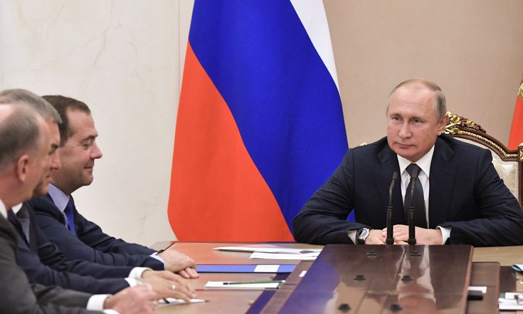 Владимир Путин обсудил с постоянными членами Совета Безопасности России ситуацию в Сирии