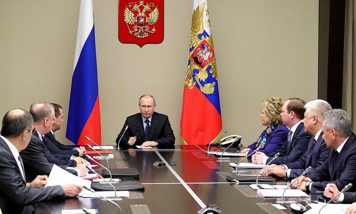 Владимир Путин провёл совещание с постоянными членами Совета Безопасности