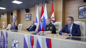 Секретарь Совета Безопасности Российской Федерации Николай Патрушев посетил в Хабаровске штаб Восточного военного округа