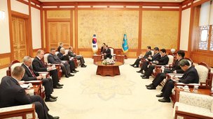 В Сеуле  Секретарь Совета Безопасности Российской Федерации был принят Президентом Республики Корея