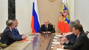 Владимир Путин провел совещание с постоянными членами Совета Безопасности